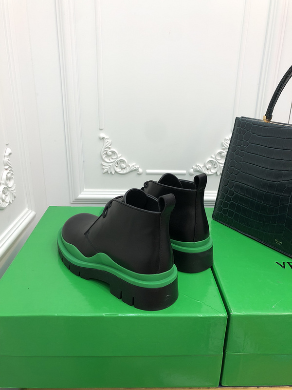 b0tte*a Ven*ta tire leather ankle boots