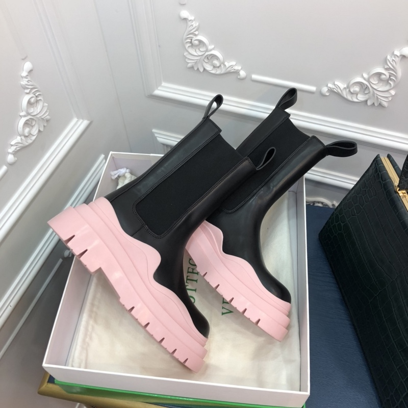 b0tte*a Ven*ta tire leather ankle boots