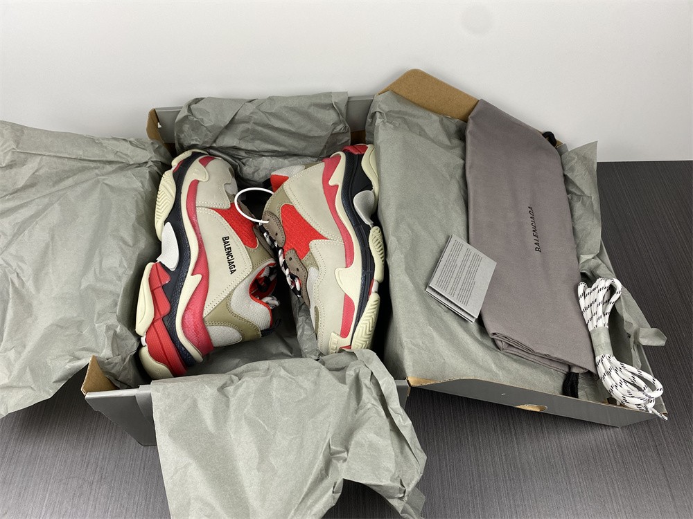 Balenciaga TRIPLE S TRAINER
