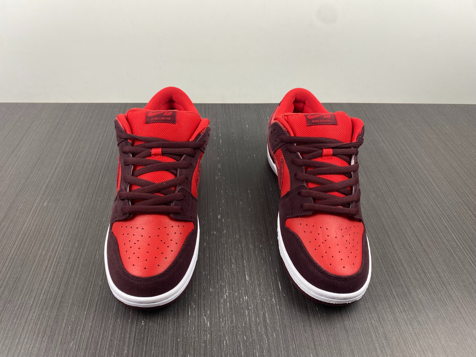 Nike SB Dunk Low Cherry DM0807-600