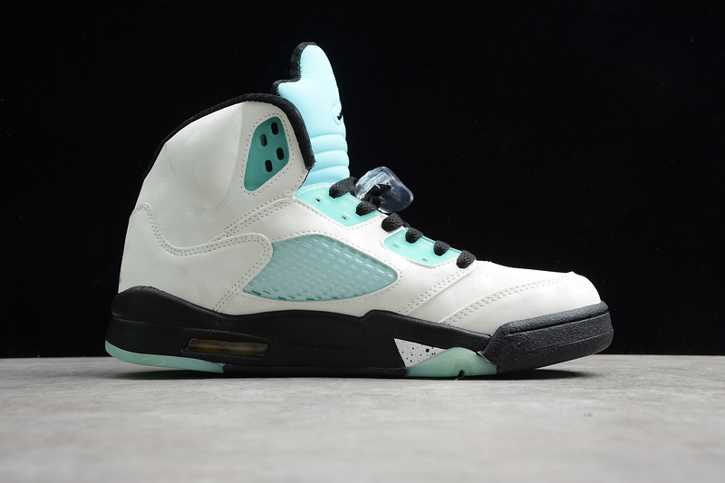 Air Jordan 5 Retro 