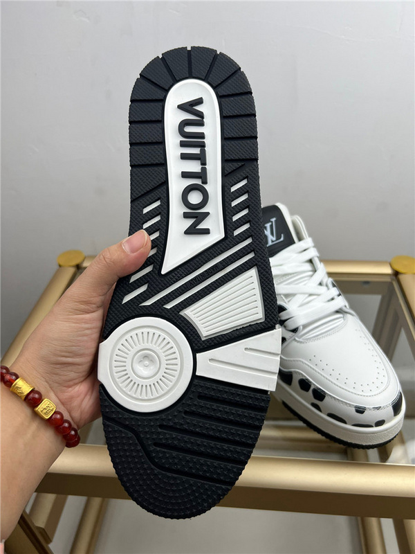 LV Trainer Sneaker