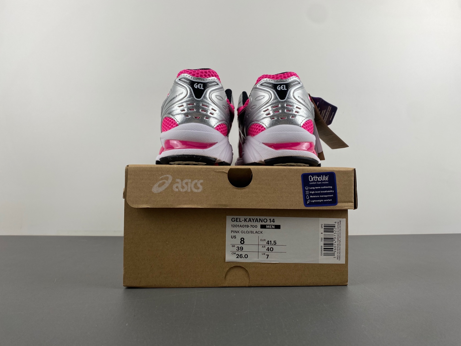 ASICS sneaker