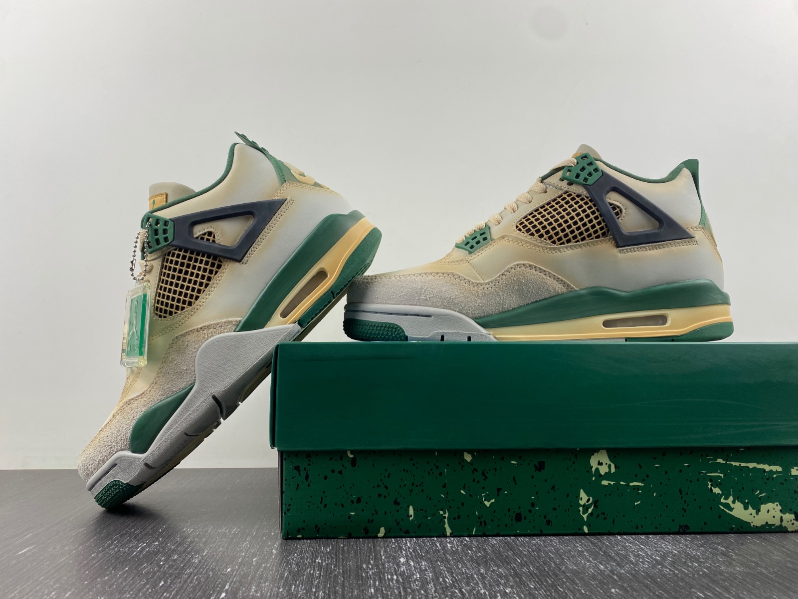 Air Jordan 4 "Dragon Year" CUSTOM
