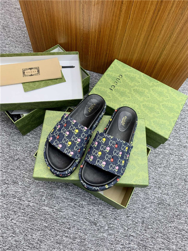 GUCCI WOMEN