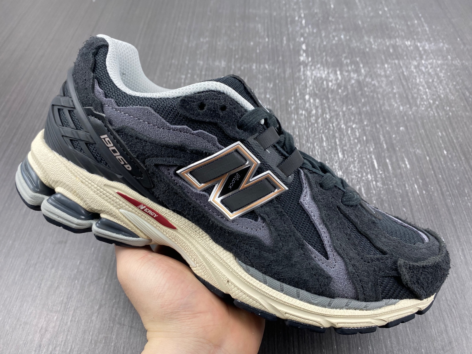 New Balance 1906D Protection Pack Black - M1906DD