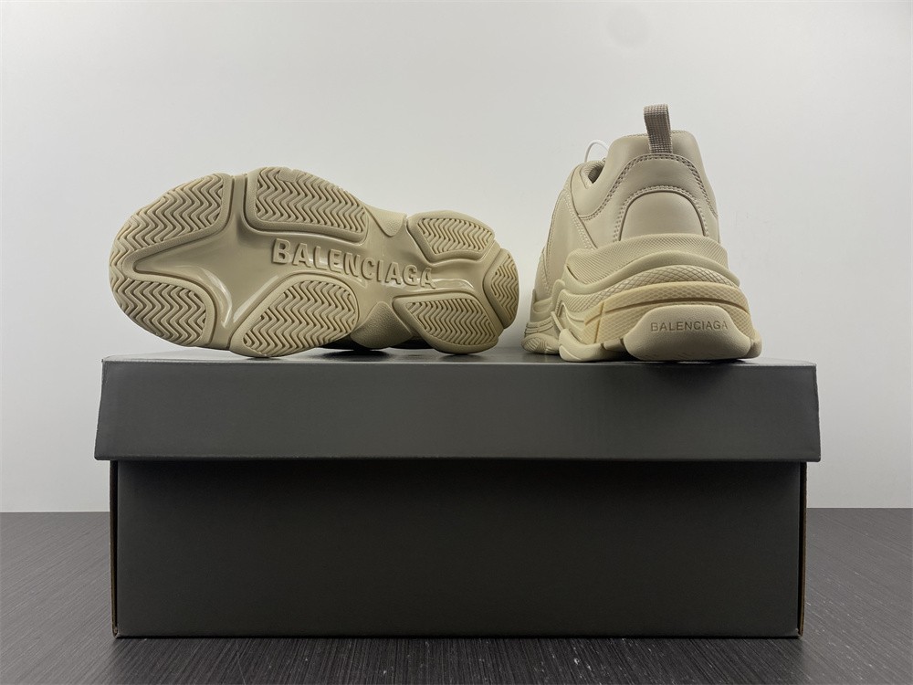 Balenciaga TRIPLE S TRAINER