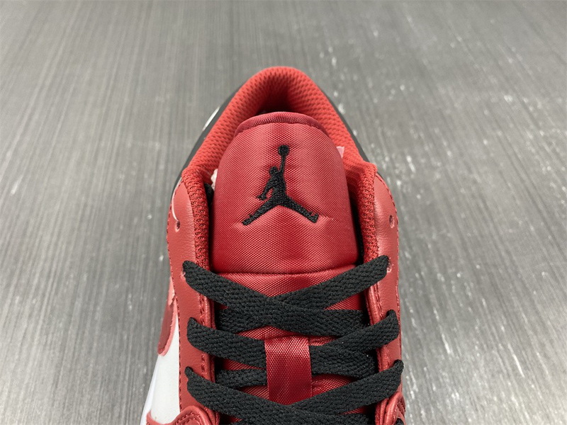 Air Jordan 1 Low 