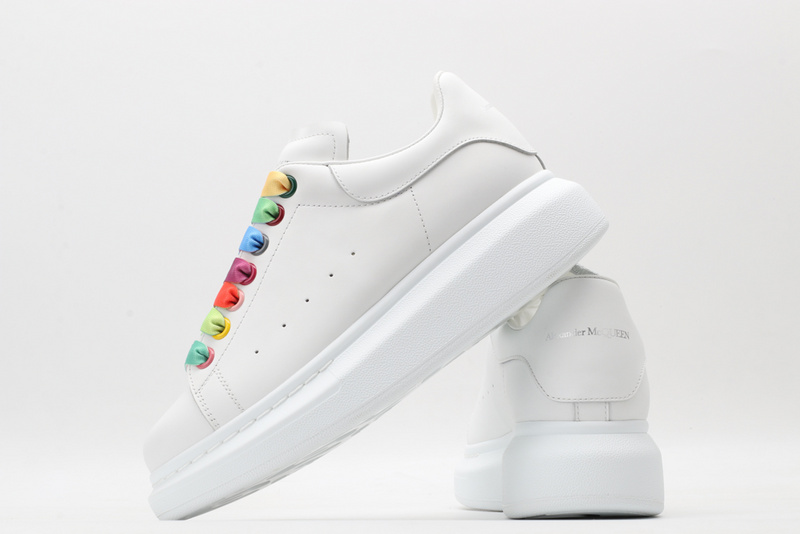 MCQUEEN OVERSIZED SNEAKER