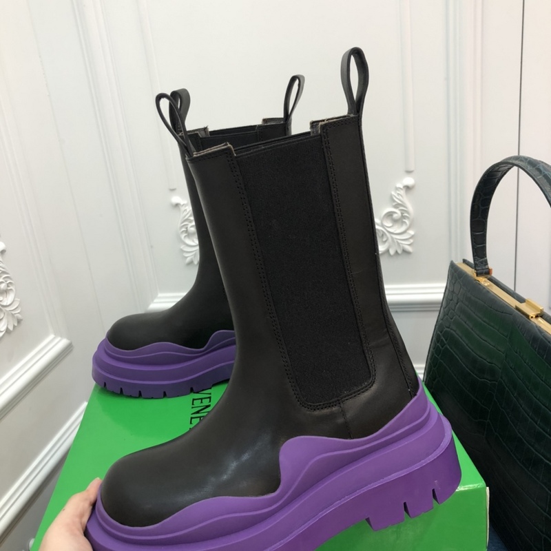 b0tte*a Ven*ta tire leather ankle boots