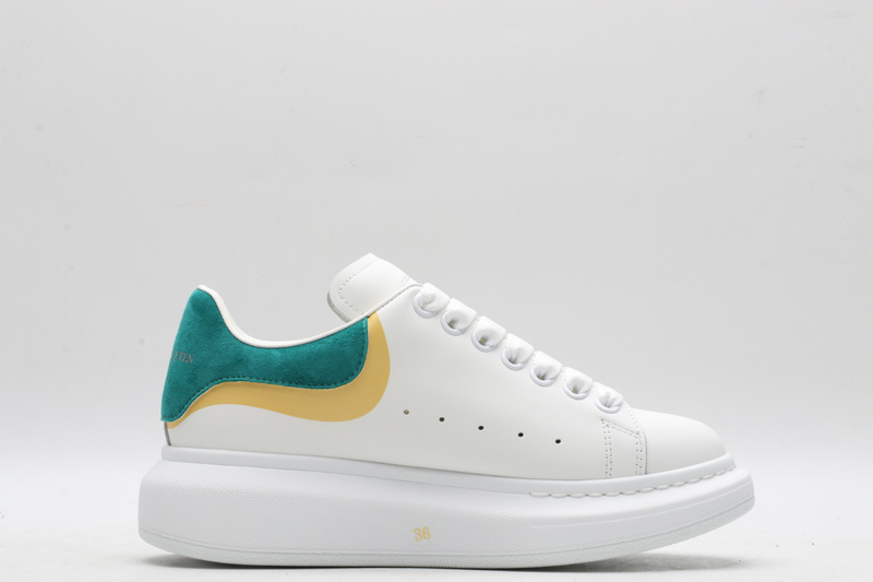 MCQUEEN OVERSIZED SNEAKER