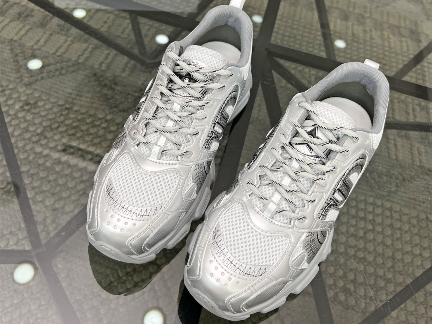 Dior Chrono Sneaker