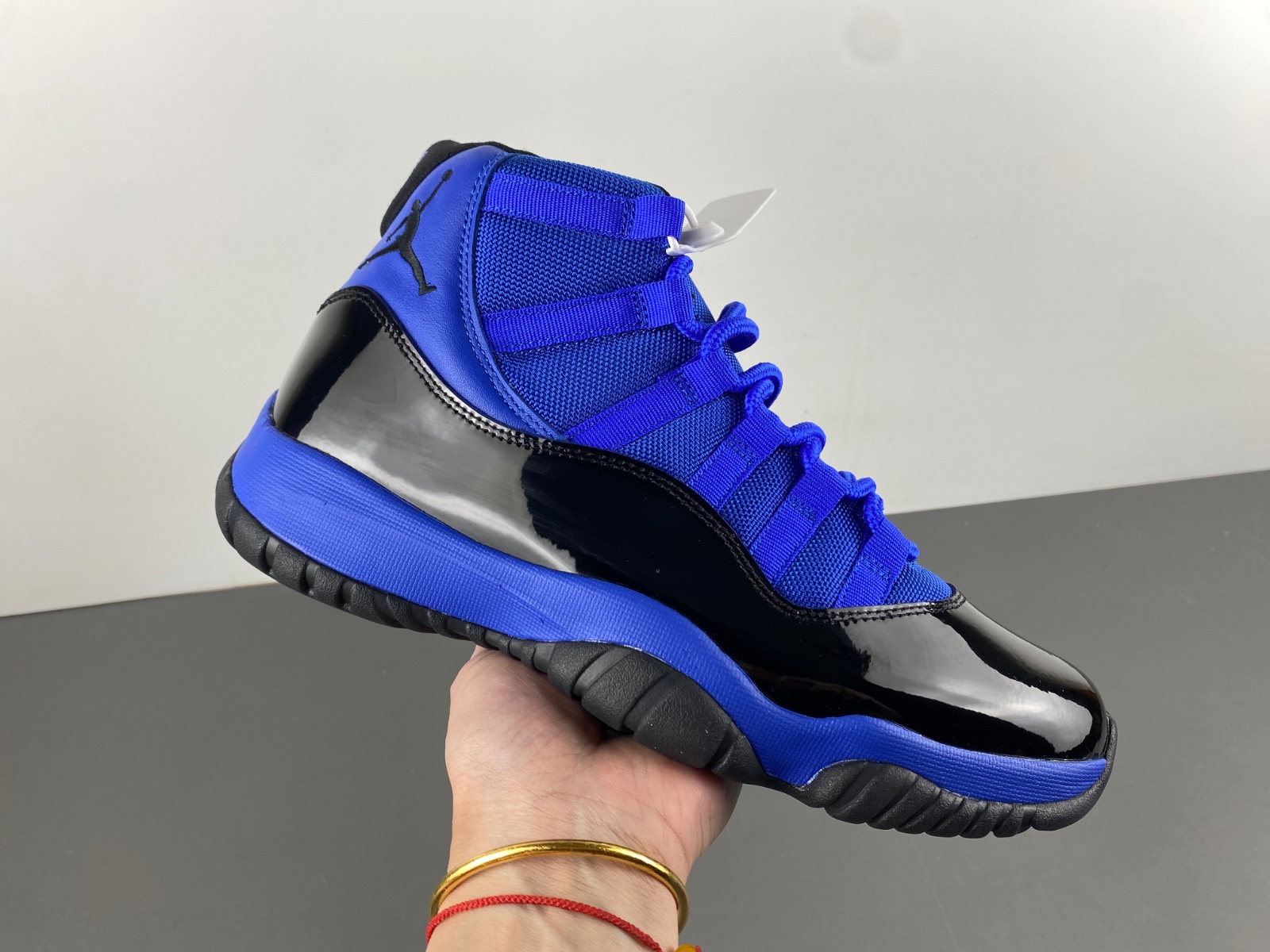 Air Jordan 11   CT8012-400