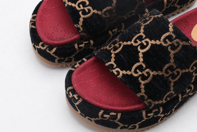 GUCCI WOMEN
