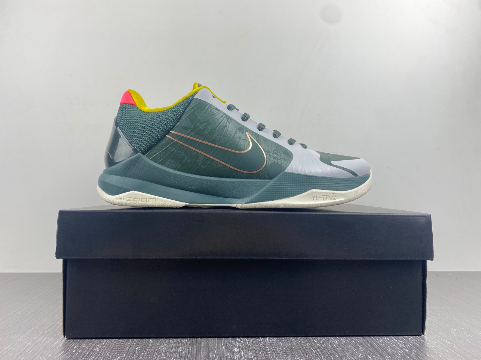 Nike Kobe 5 Protro Eybl Mens Cd4991 300