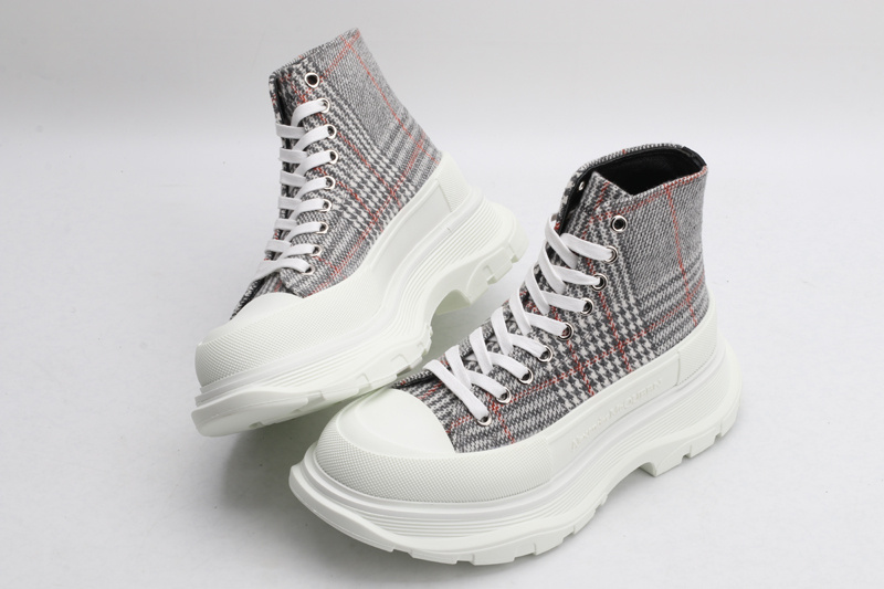 Mcqueen Tread Slick