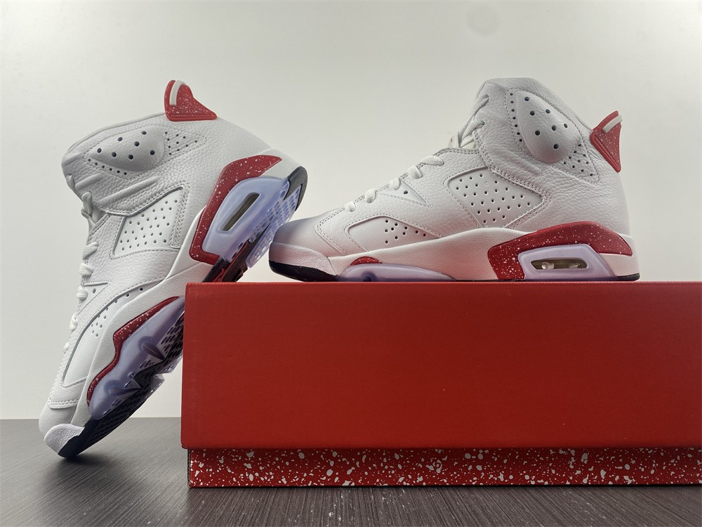 Air Jordan 6 “Red Oreo” CT8529-162