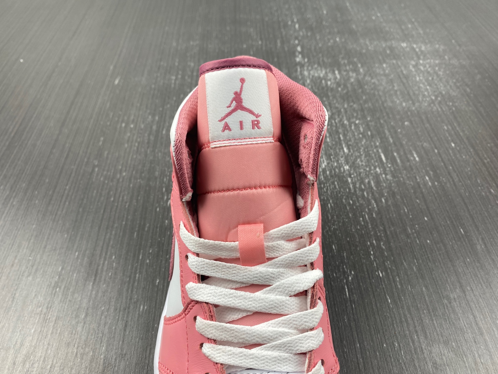 Air Jordan 1 Mid GS 