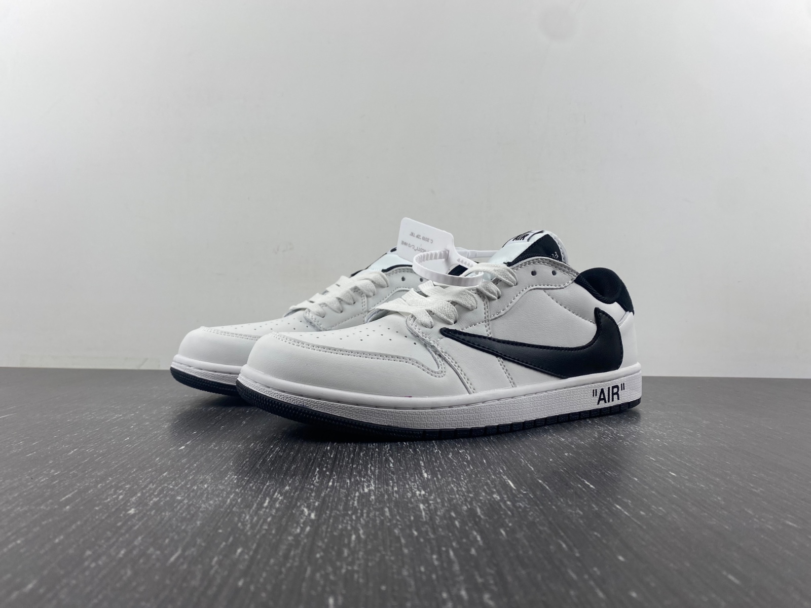 OFF-WHITE x Travis Scott x Air Jordan 1 custom