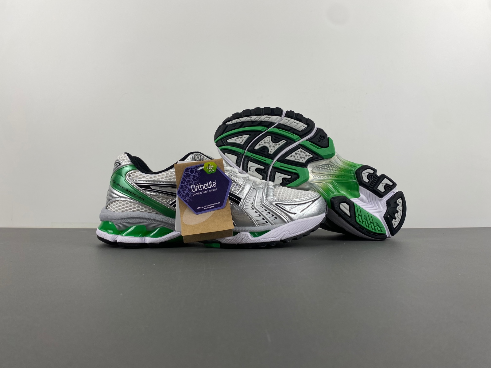 ASICS sneaker