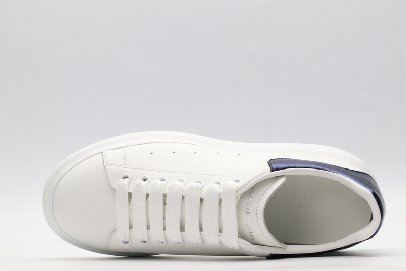 MCQUEEN OVERSIZED SNEAKER