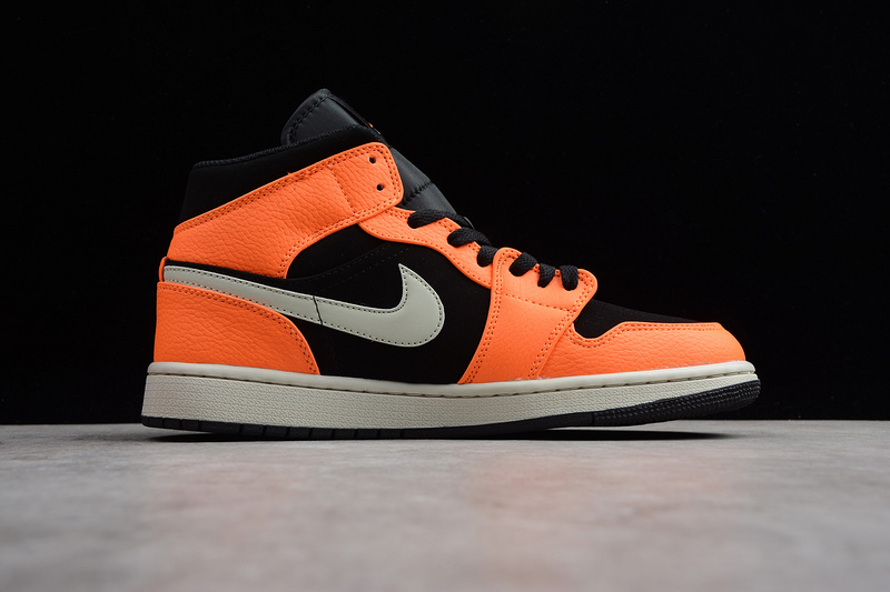Air Jordan 1 Mid 