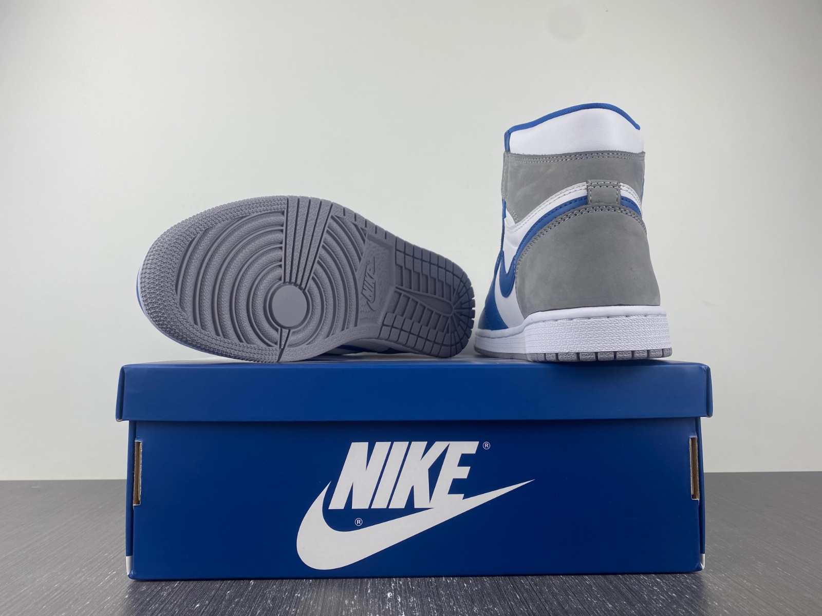 Air Jordan 1 Retro High OG 