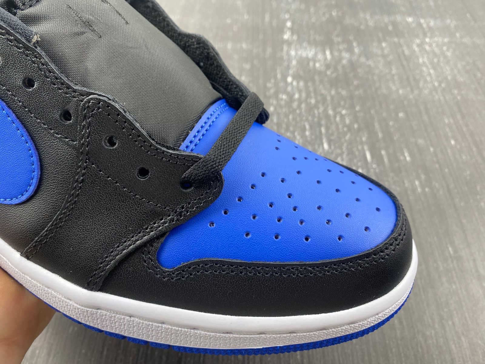 Air Jordan 1 Retro Low OG 