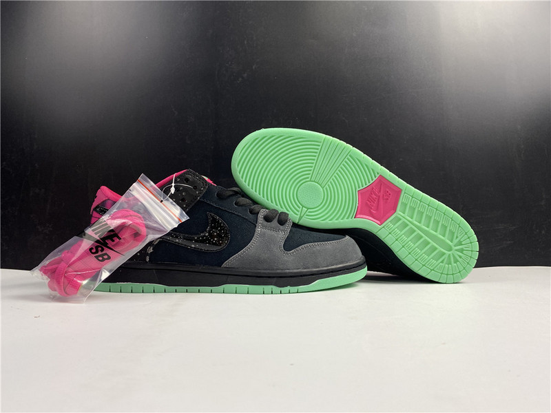 Premier x Nike SB Dunk Low Premium “Northern Lights” 724183-063