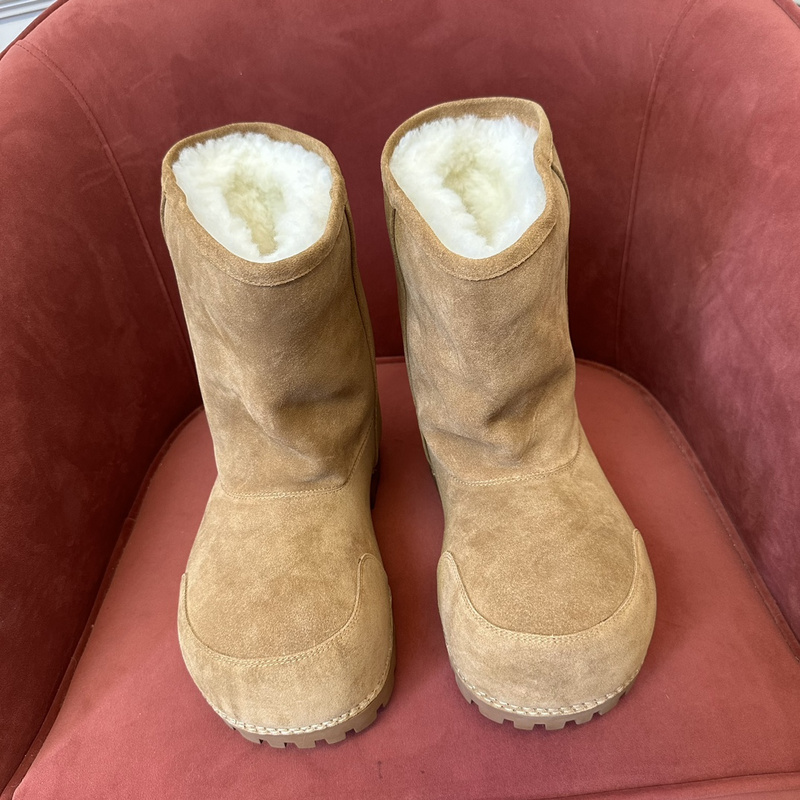 Balenciaga Winter Boots (Middle-Top)
