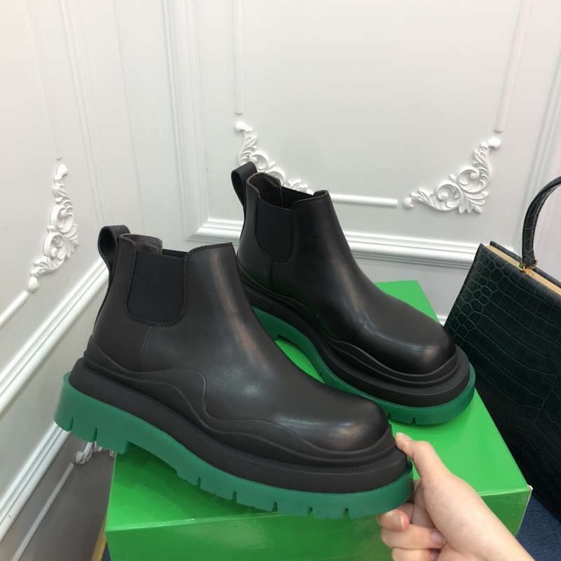 b0tte*a Ven*ta tire leather ankle boots