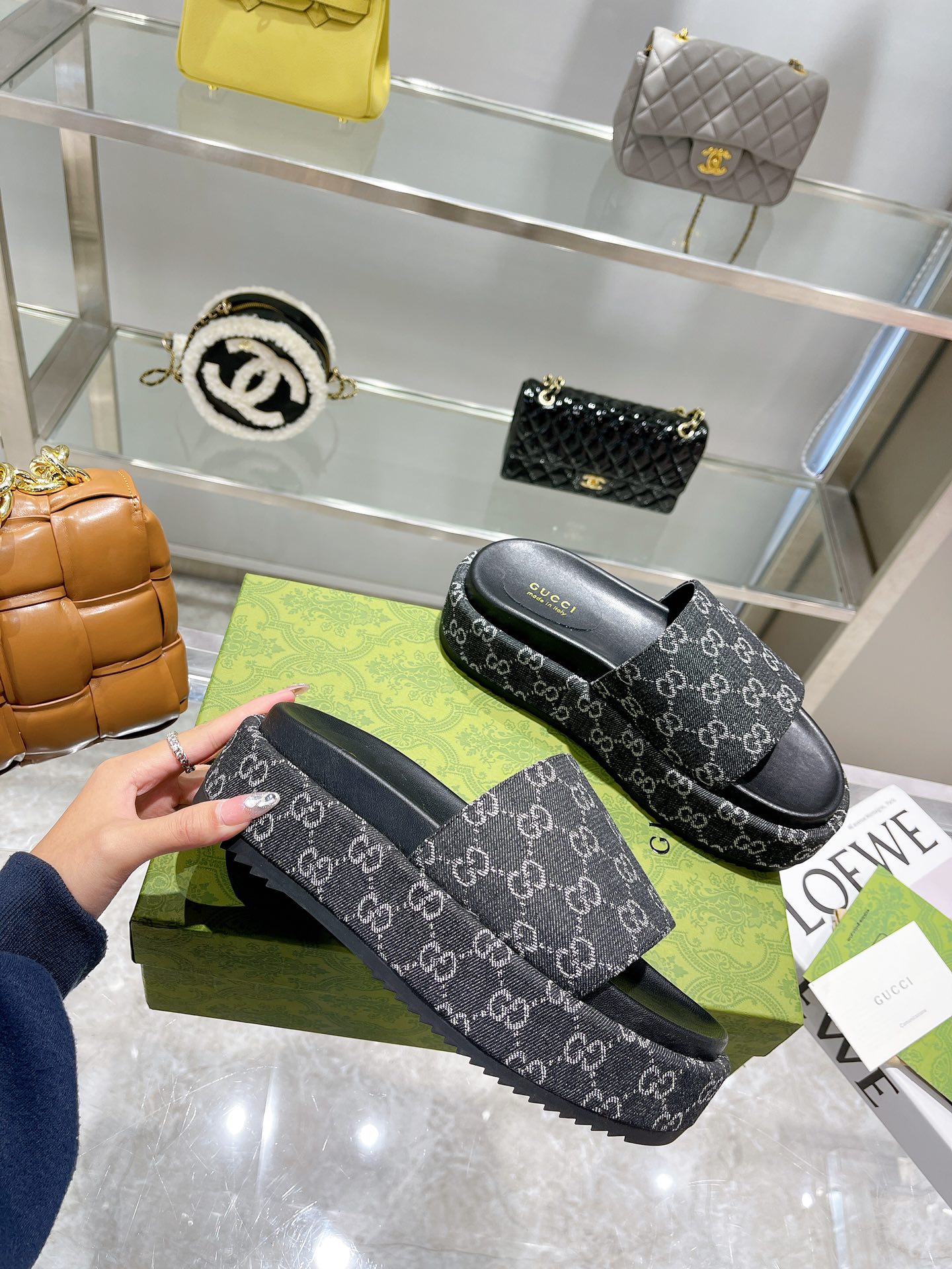 GUCCI WOMEN