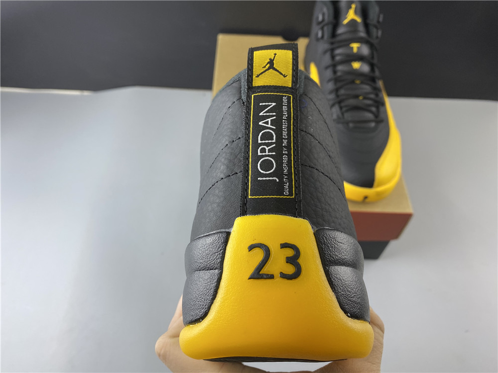 Air Jordan 12 Retro "University Gold" 130690-070