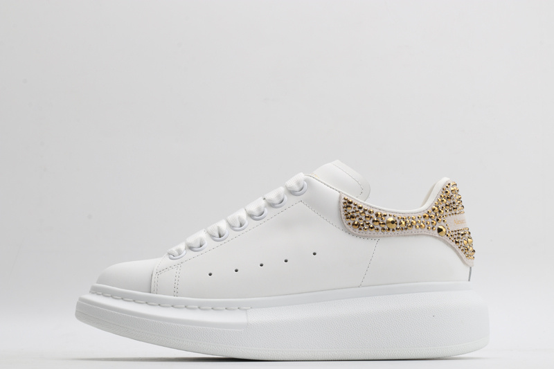 MCQUEEN OVERSIZED SNEAKER