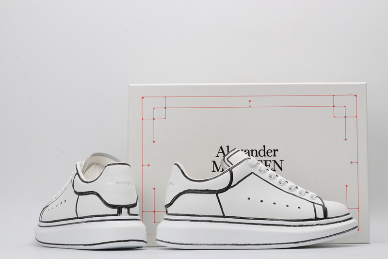 MCQUEEN OVERSIZED SNEAKER