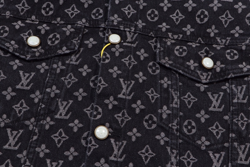 L&V Jacket  V-005