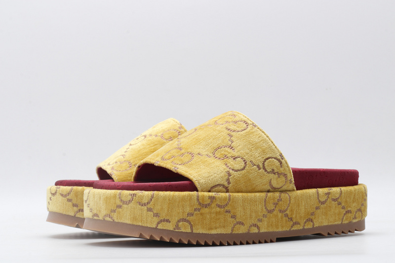 GUCCI WOMEN