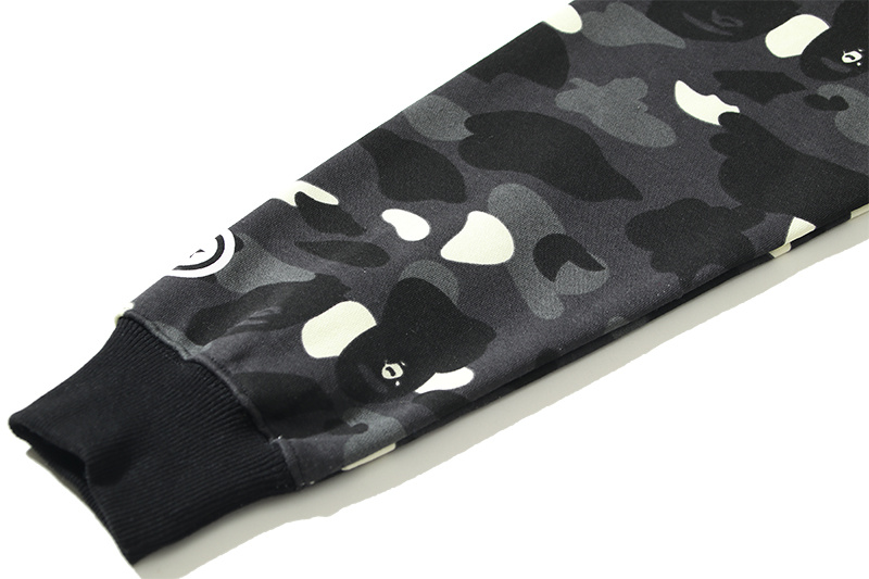 Bape Hoodie 2301024