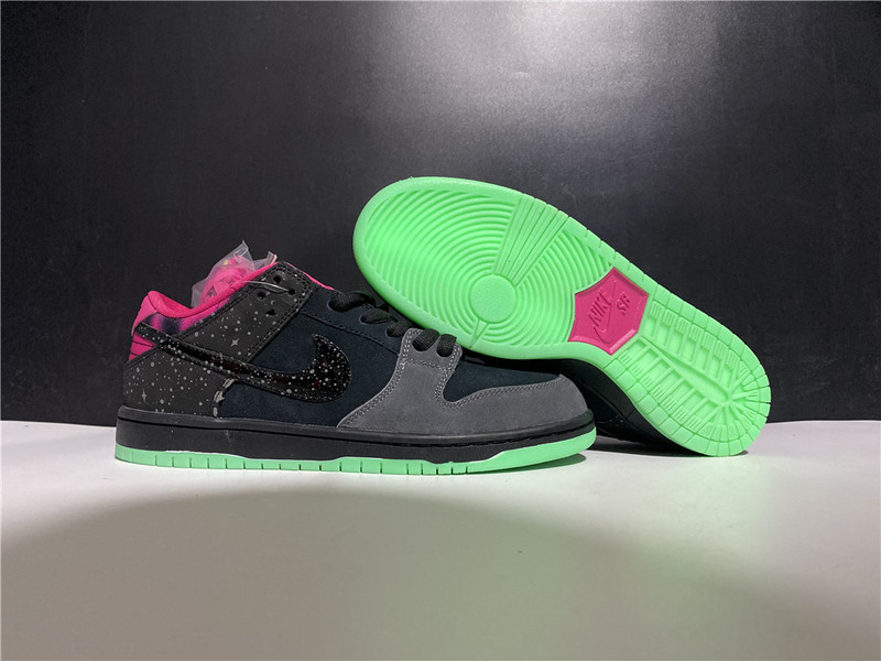 Premier x Nike SB Dunk Low Premium “Northern Lights” 724183-063