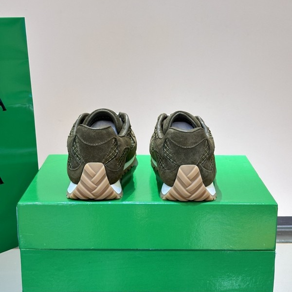 b0tte*a Ven*ta sneaker