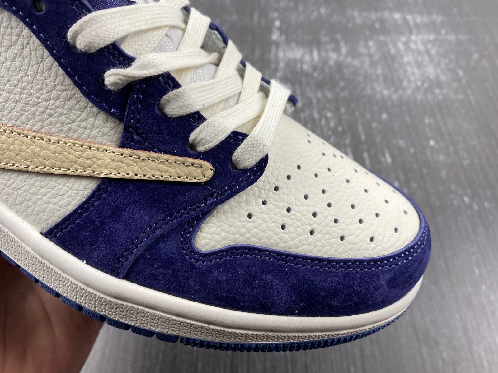 Travis Scott x Air Jordan 1 custom
