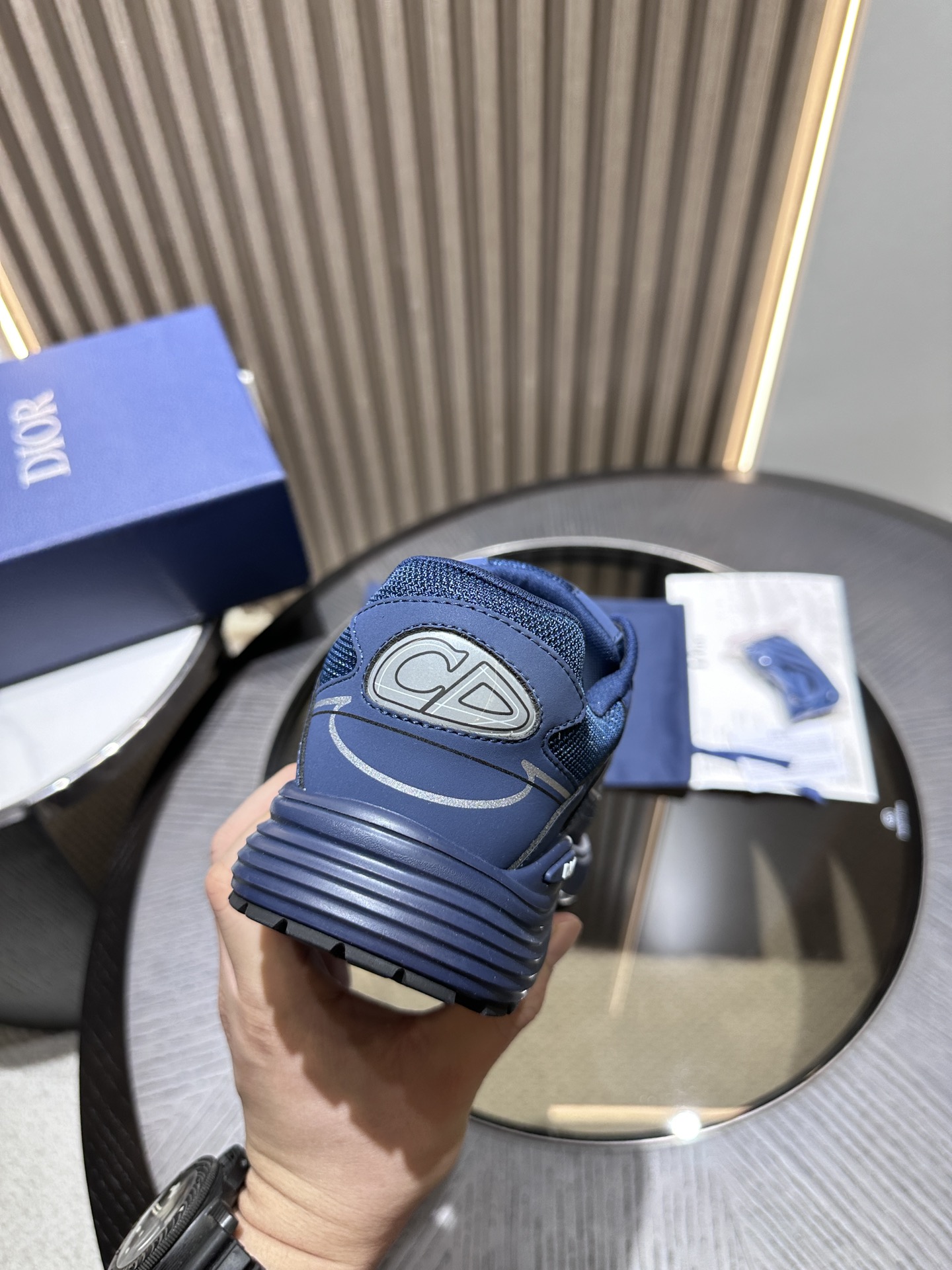 DIOR B30 SNEAKER