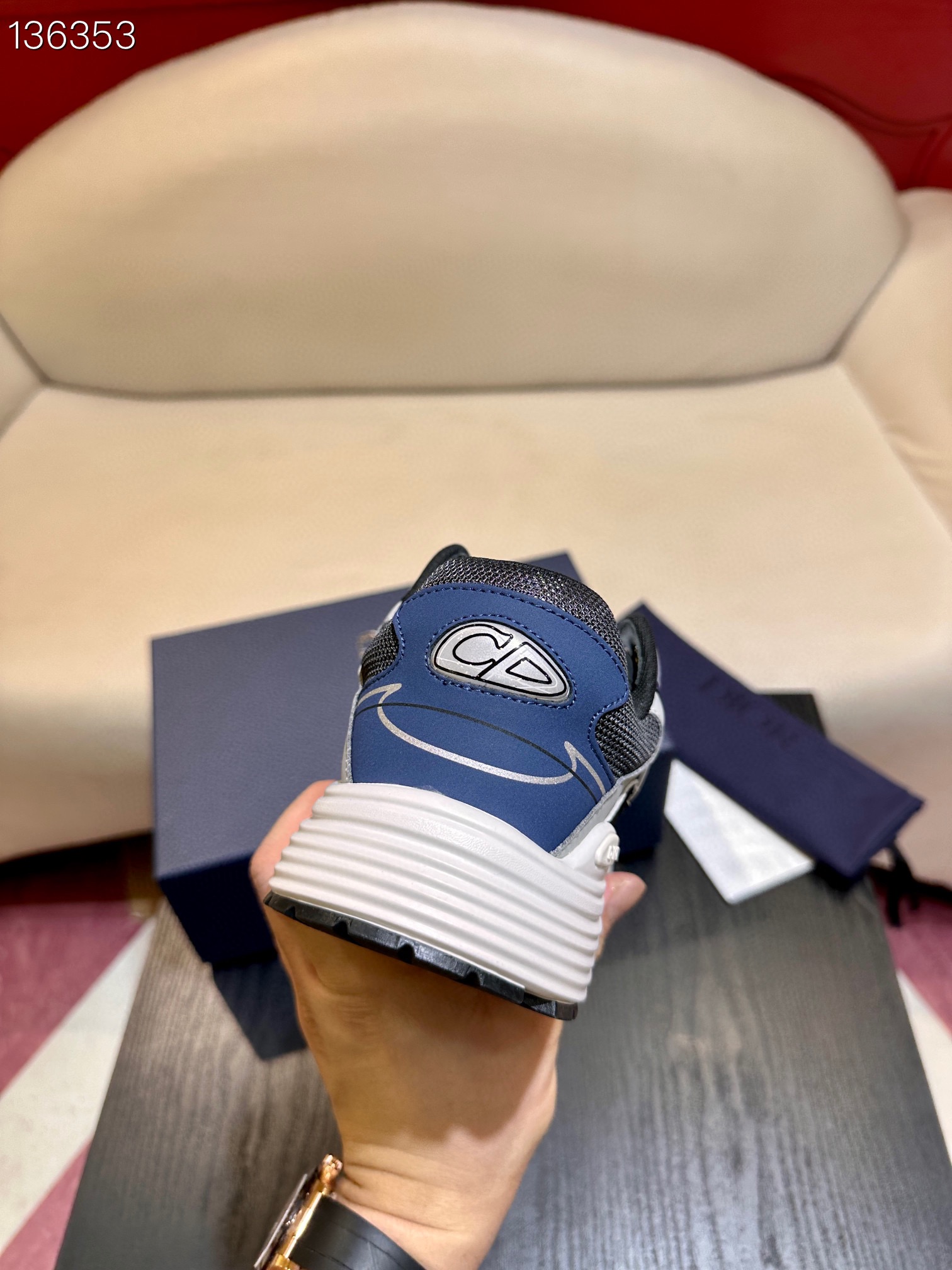 DIOR B30 SNEAKER