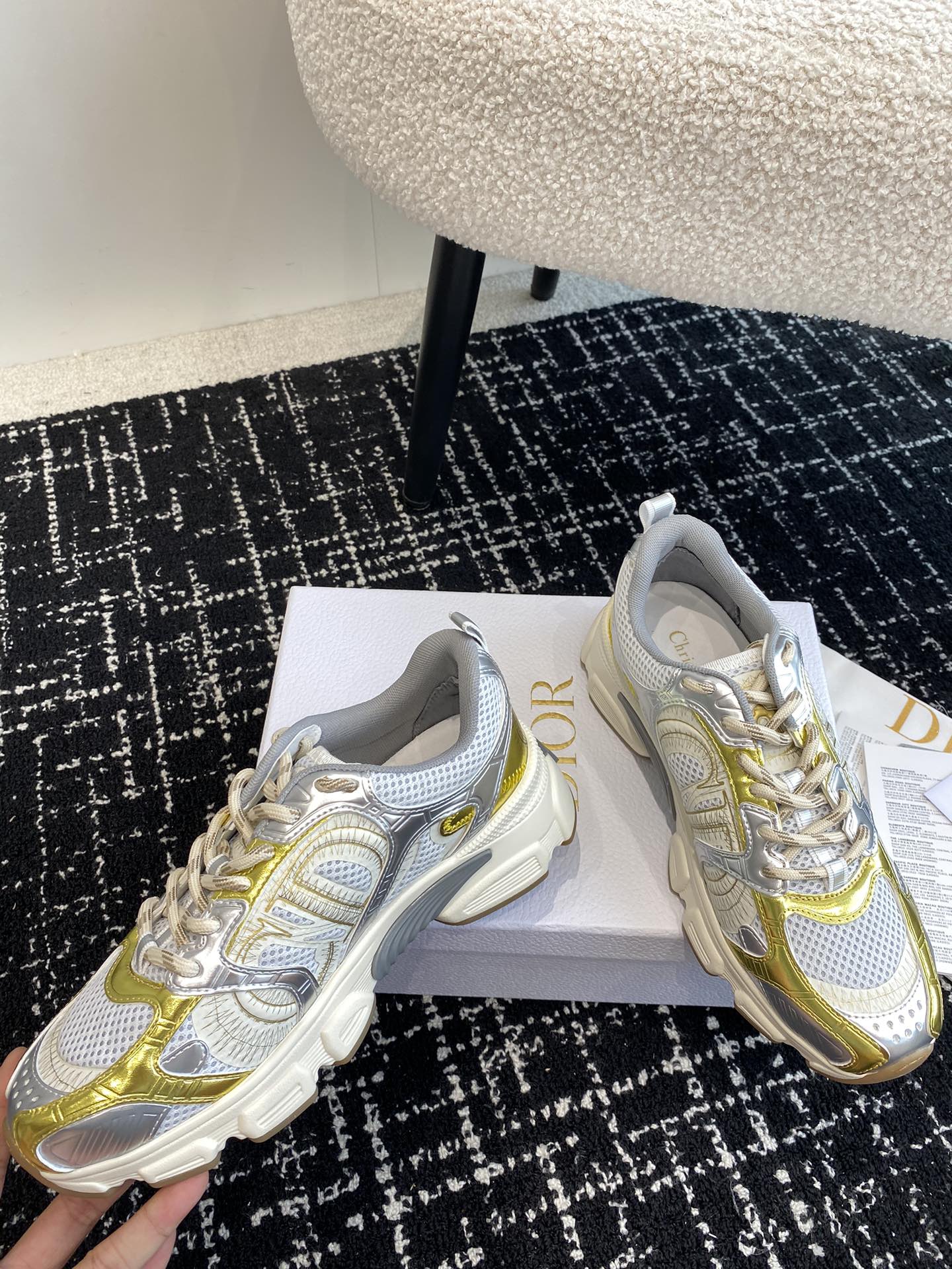 Dior Chrono Sneaker