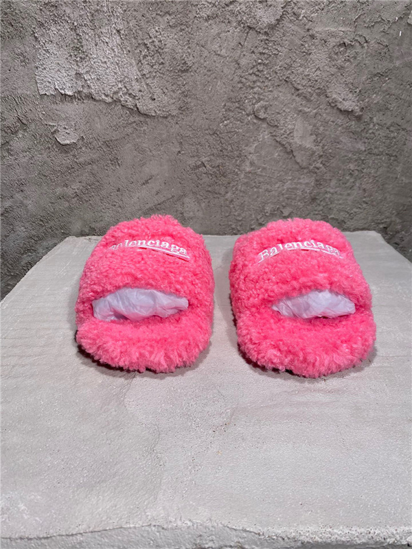 Balenciaga Furry Slides 