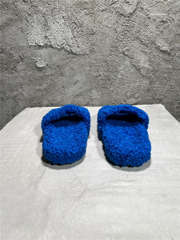 Balenciaga Furry Slide