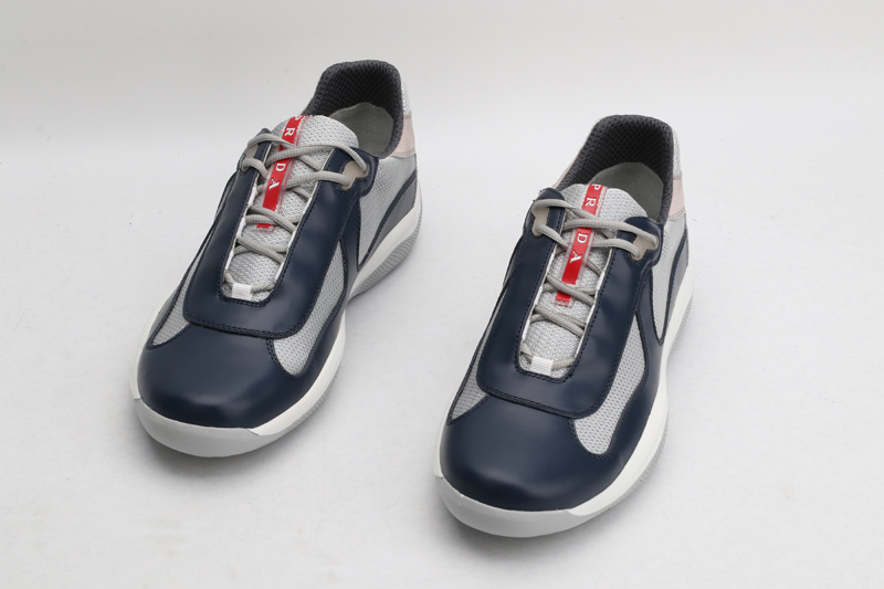 Prada* America