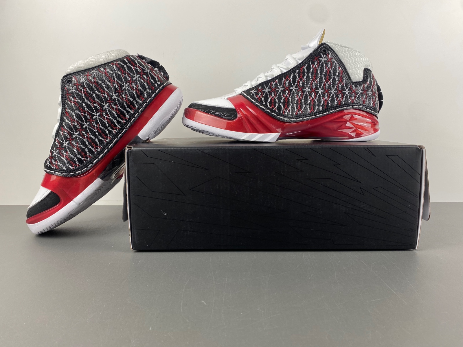 Titan x Air Jordan 23