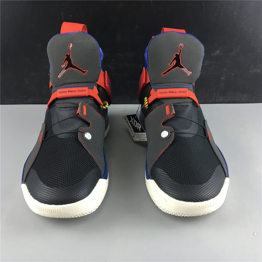 AIR JORDAN XXXIII SE AJ33