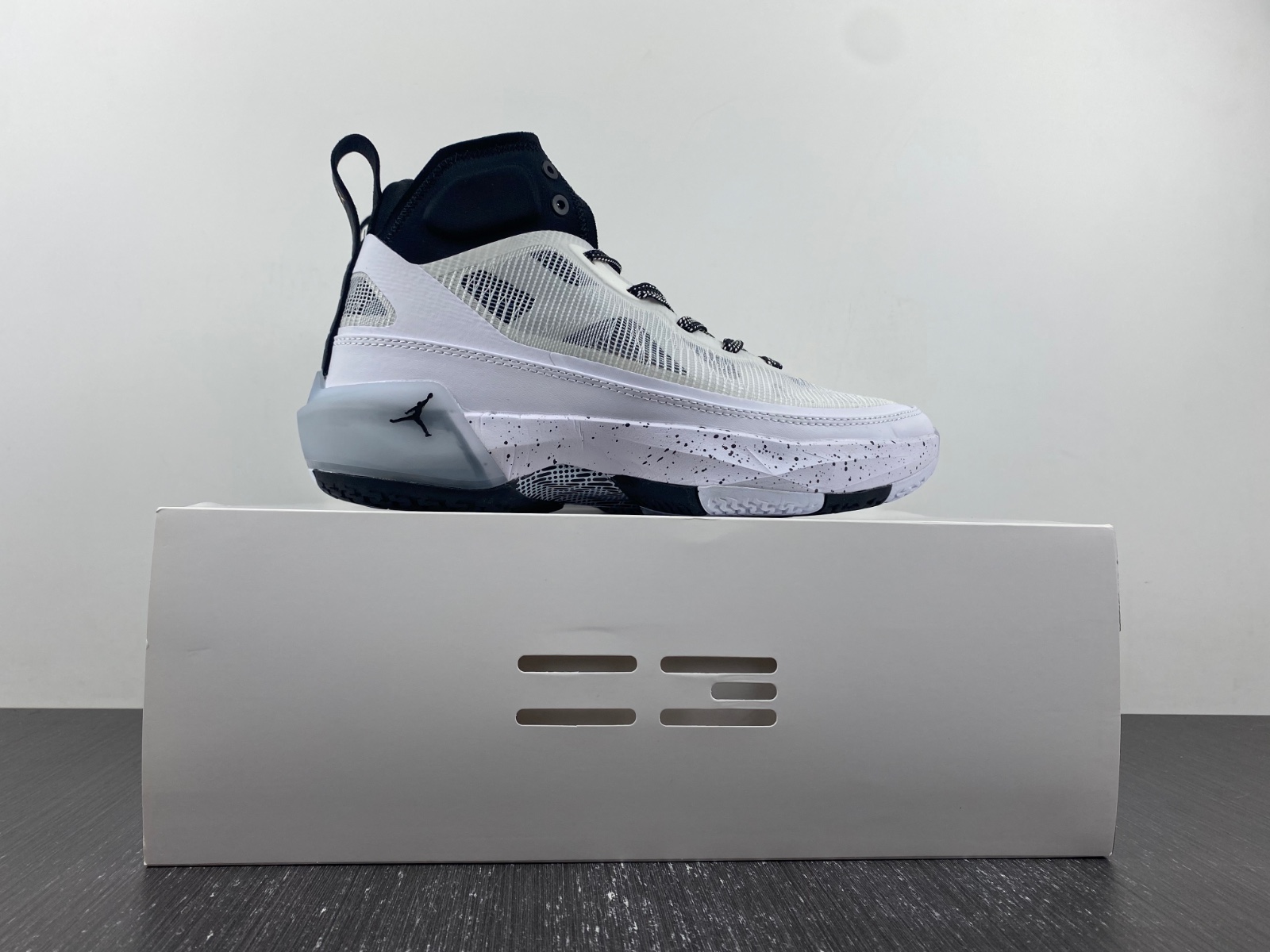 Air Jordan XXXVII Guo PF